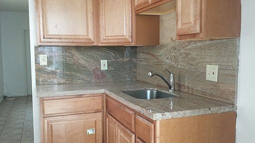 2nd image of 148 NW 40th Ct APT 2
