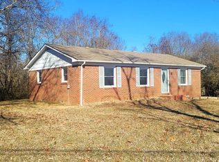 143 Bone Cave Rd, Rock Island, TN 38581