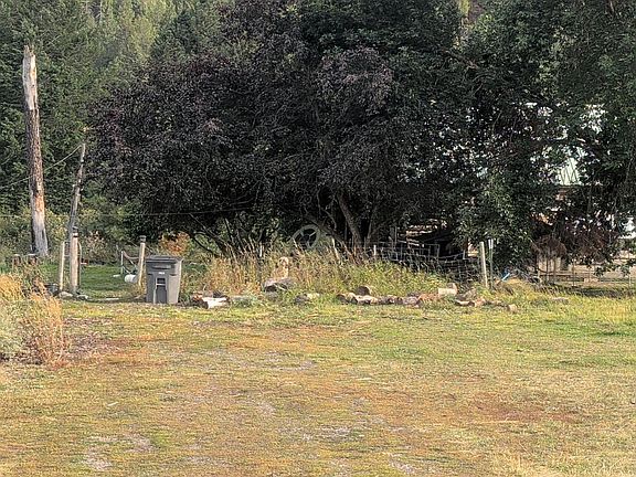 3rd image of 2477 Cedonia Addy Rd