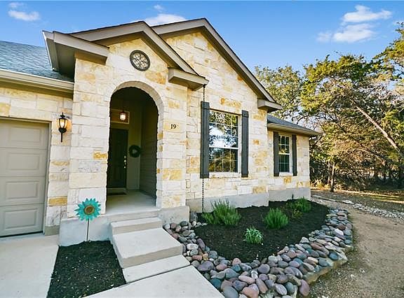 5th image of 19 Serenade Cir
