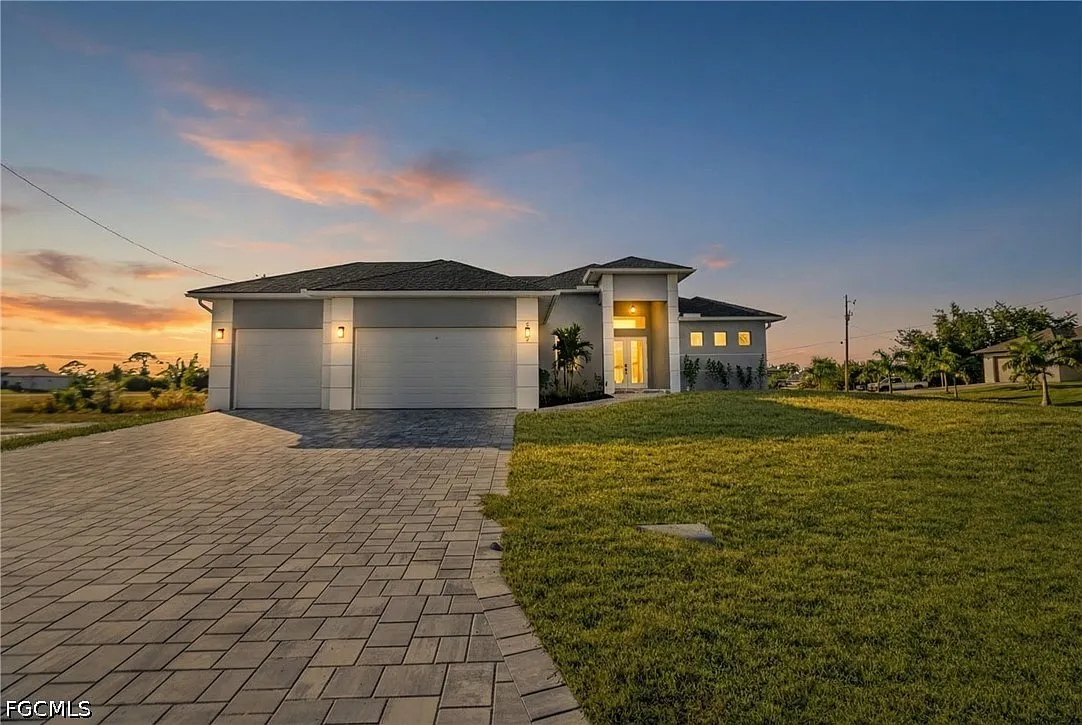 3 bed, 3.0 bath, 2057 sqft, $3,100 — Photo 1