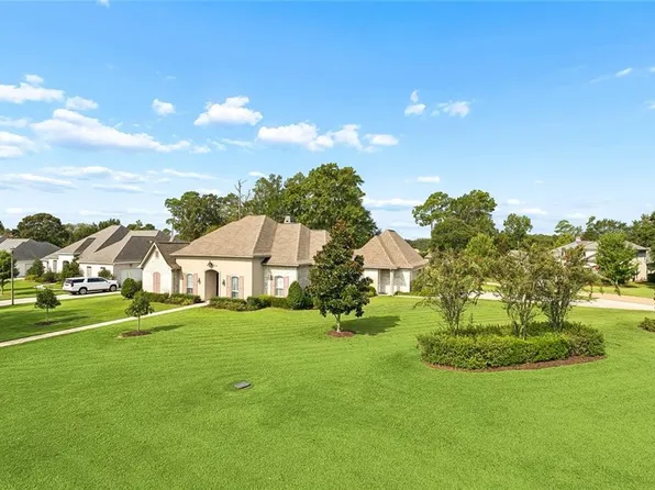 924 Great Southern Dr, Abita Springs, LA 70420