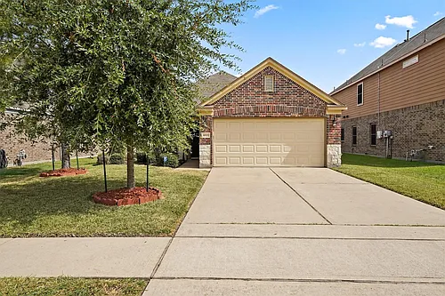18523 Windy Stone Dr Photo 1