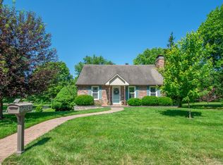 2124 Green Meadow Dr, Jefferson City, MO 65101