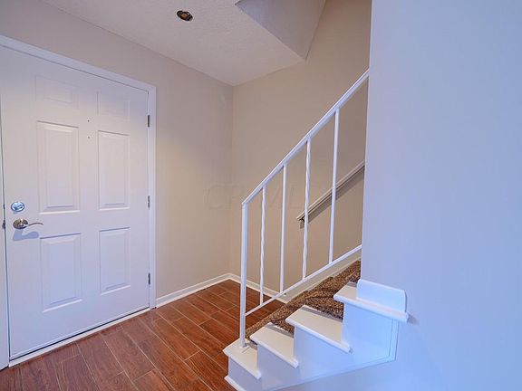 4th image of 743 Fleetrun Ave