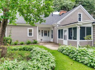 29W631 Schick Rd, Bartlett, IL 60103