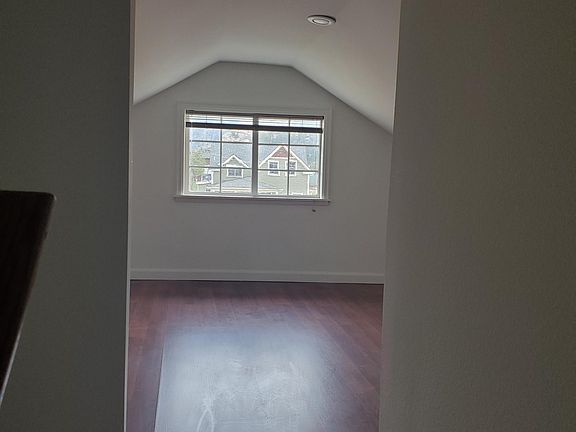 Loft/office/bed