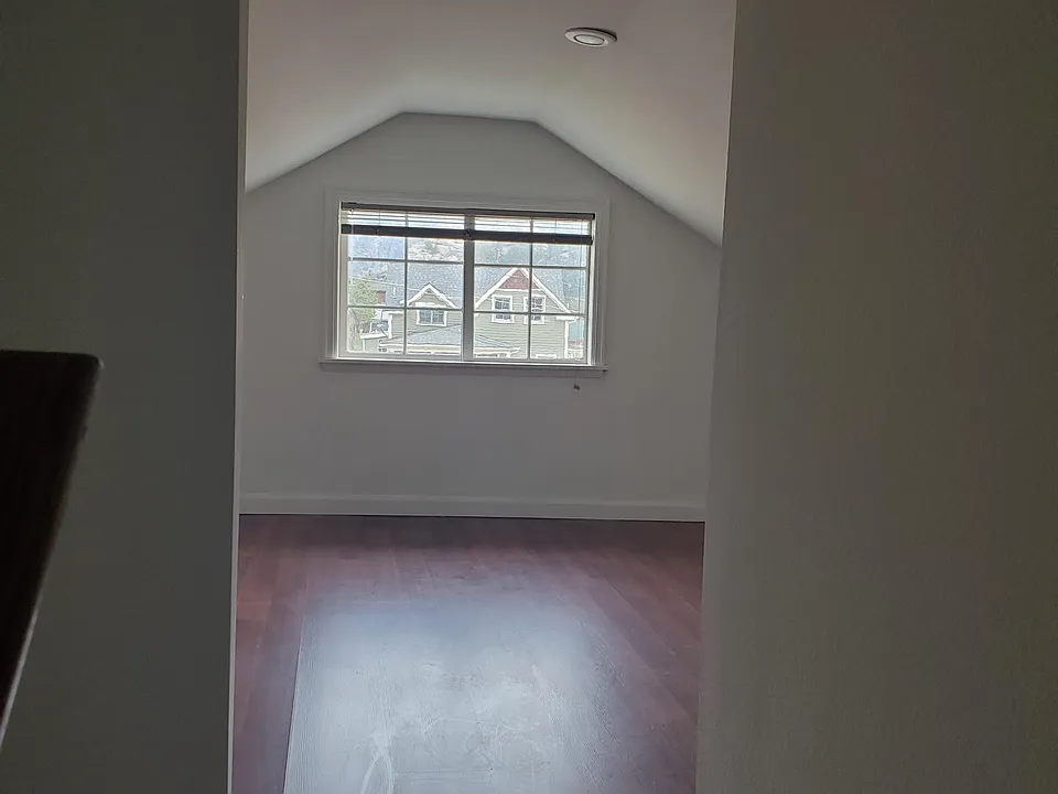 Loft/office/bed