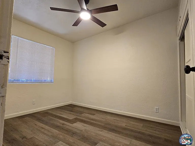 1465 W Hamilton Ave — Photo 9