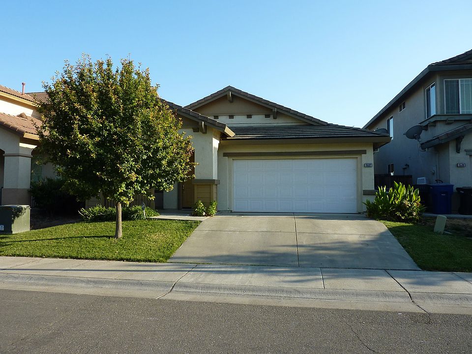 1st image of 3532 Beretania Way