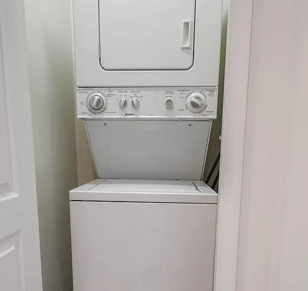 45 Queen Neva Ct #B — Photo 8