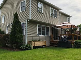 294 Wildflower Cir, Williston, VT 05495