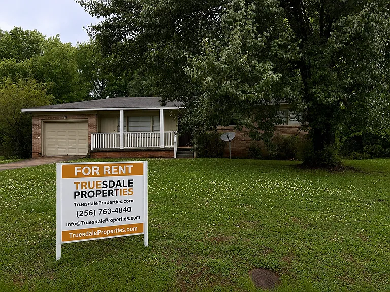 3614 Wilbur Ave NW — Photo 1