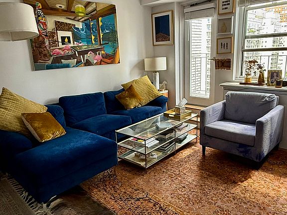 4th image of 301 E 66th St #17E