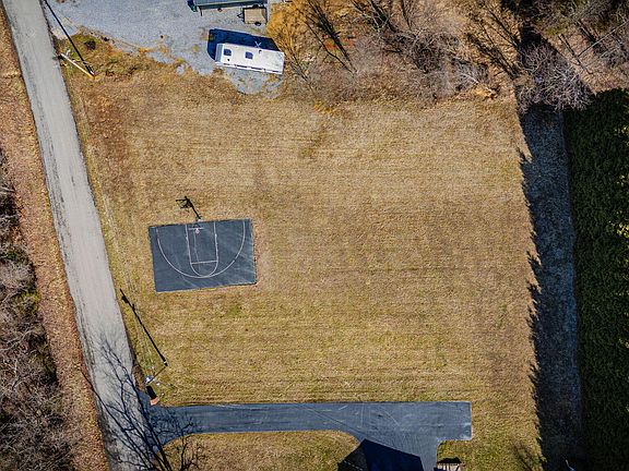 2nd image of 125 Lancaster Rd