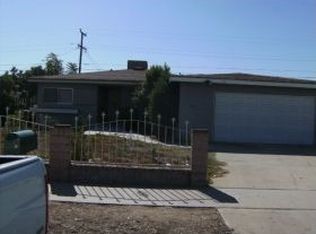 621 E Merrill Ave, Rialto, CA 92376