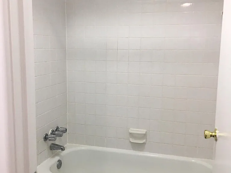 4355 Maryland Ave #320 — Photo 4
