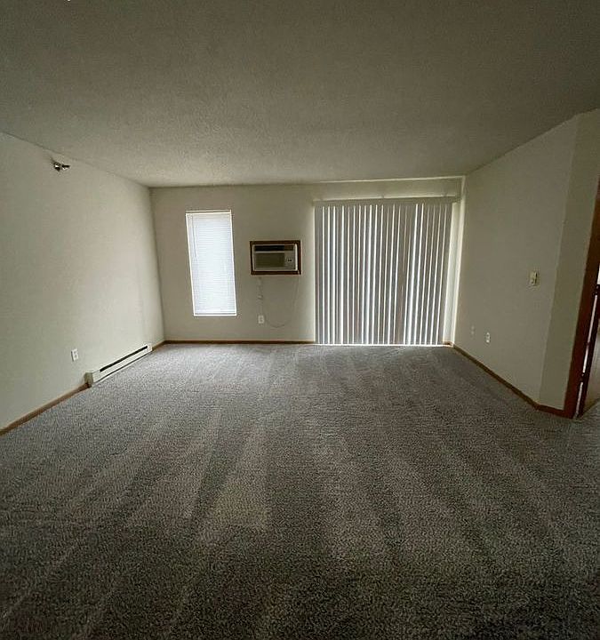 1207 E Bell Ave Des Moines IA Zillow