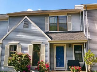 7 Conoy Ct, Sterling, VA 20165