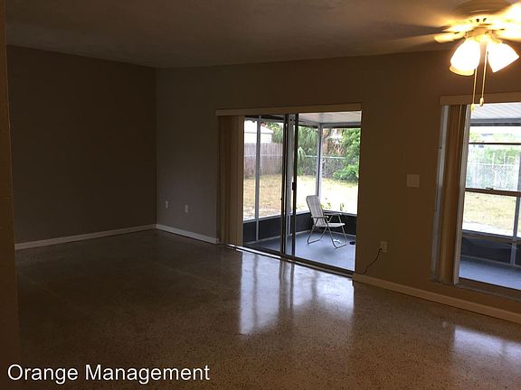 5th image of 220 NE 2nd Ter