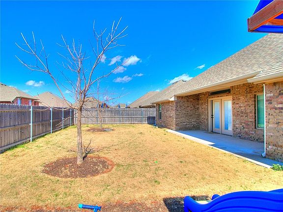 4th image of 14609 Broadway Cir