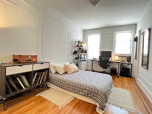 Rented by Modern Spaces | media 10