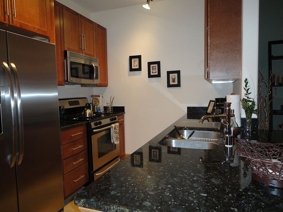 2nd image of 1550 E Royall Pl Unit 1011