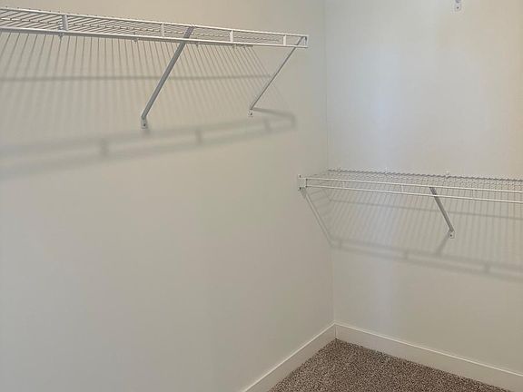 5th image of 3051 126th Ave NE #B
