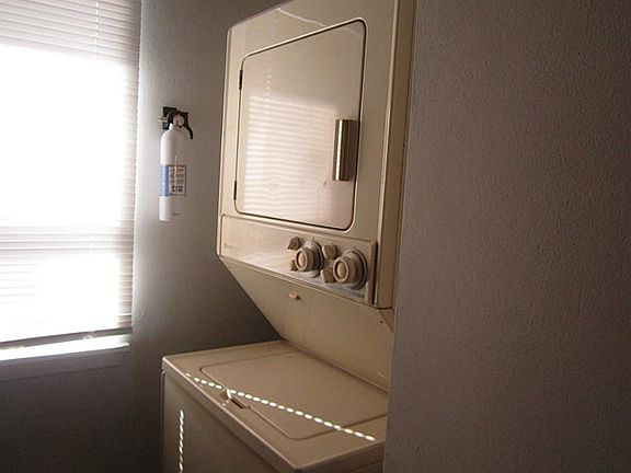 4th image of 18800 Egret Bay Blvd APT 609