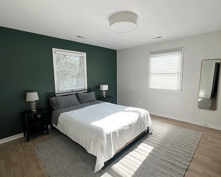 1301 Hemlock St — Photo 9