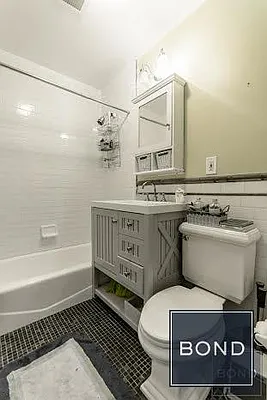 Rented by Bond New York | media 14