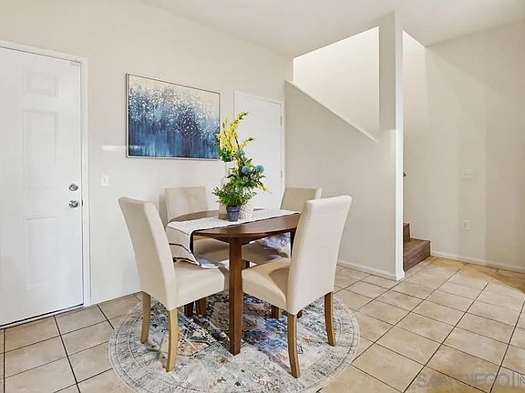 5th image of 12306 Lakeshore Dr Unit 2