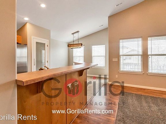 4th image of 1425 W Stone Meadow Dr