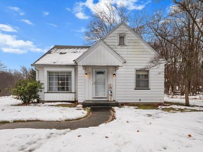 8634 Division Ct SE, Byron Center, MI, 49315