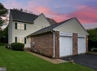 204 Adams Dr, Womelsdorf, PA 19567