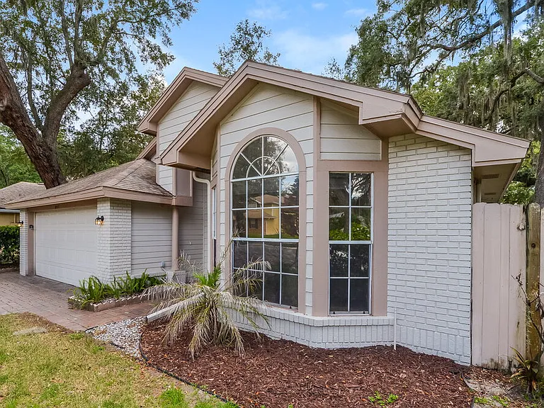 957 Piedmont Oaks Dr — Photo 3