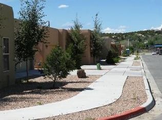 705 Calle Beatrice, Santa Fe, NM 87501