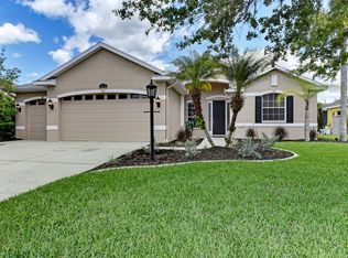 565 Planters Manor Way, Bradenton, FL 34212
