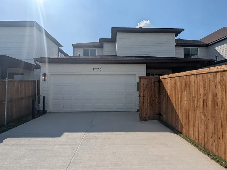 7273 Farley St — Photo 12