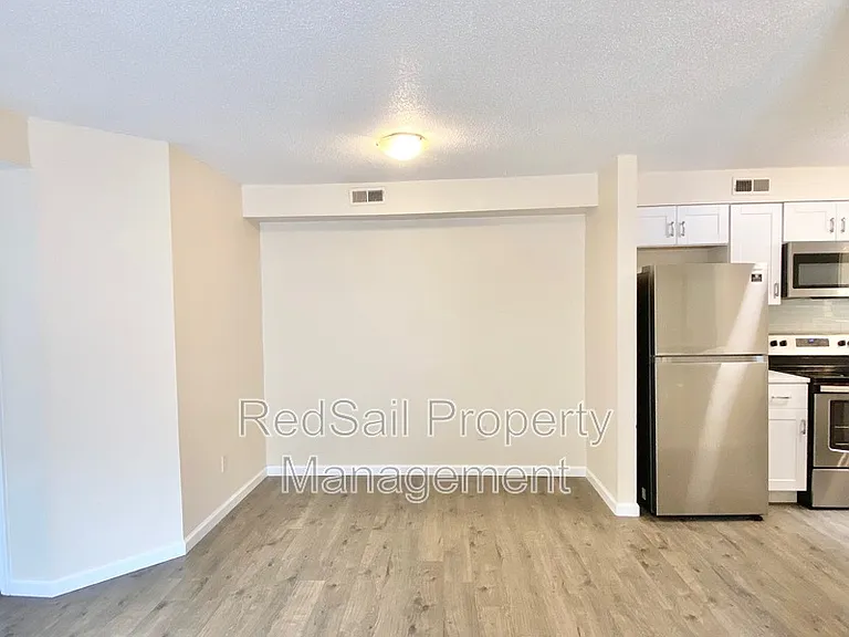 153 Windsor Castle Dr #A — Photo 8