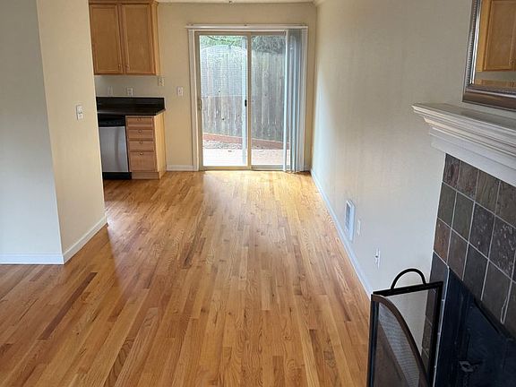 3rd image of 7724-7810 SW 30th Ave