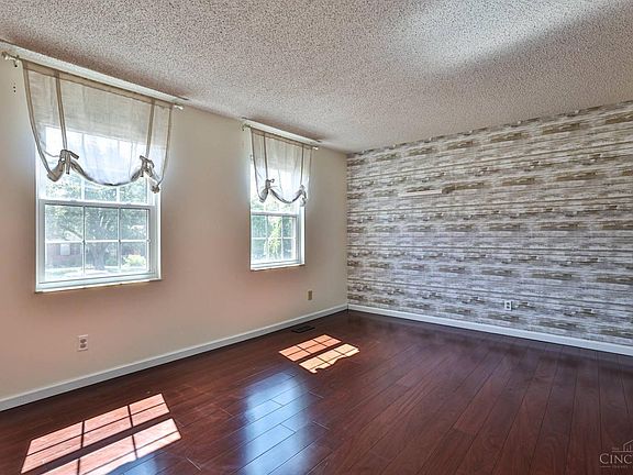5th image of 4132 Mill Crest Dr