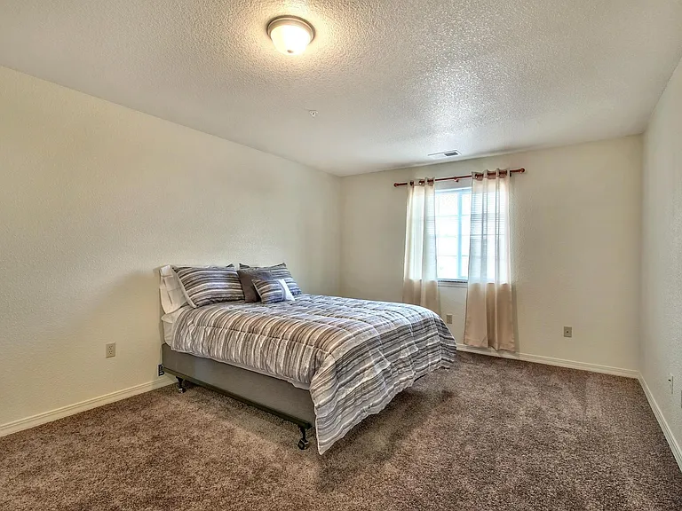 5750 US Highway 95 N — Photo 26