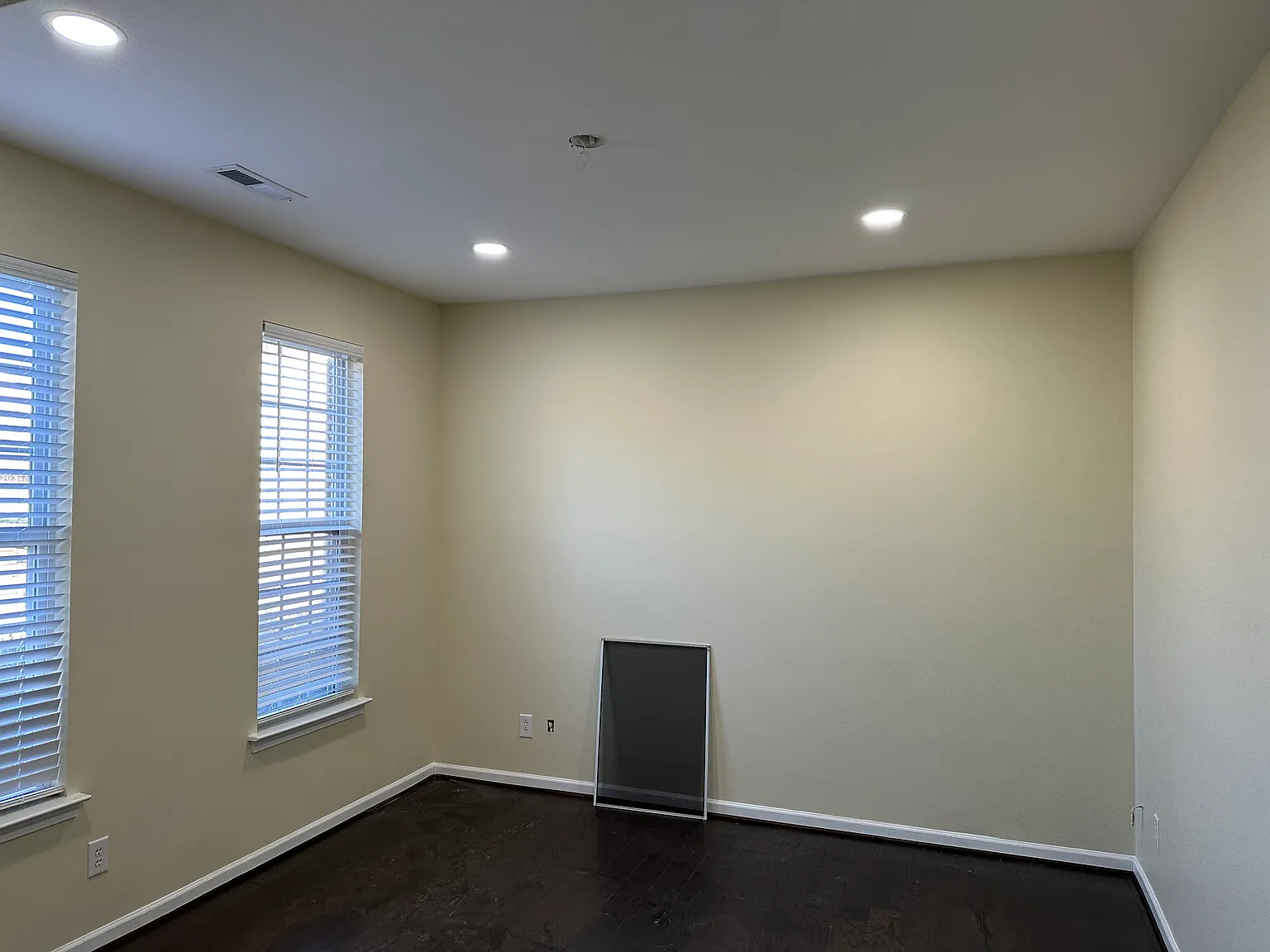 5 bed, 2853 sqft, $3,500 — Photo 4
