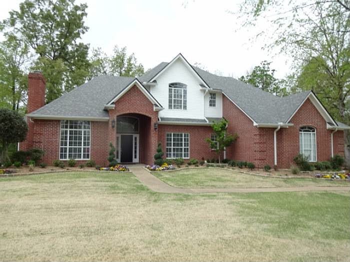 1st image of 3718 Water Oak Dr