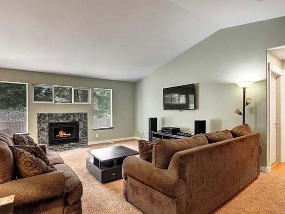 4th image of 10113 136th Ave NW