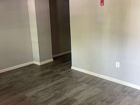 2nd image of 6205 W Jefferson St Floor 1