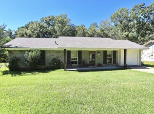 213 Walnut St, Ridgeland, MS 39157