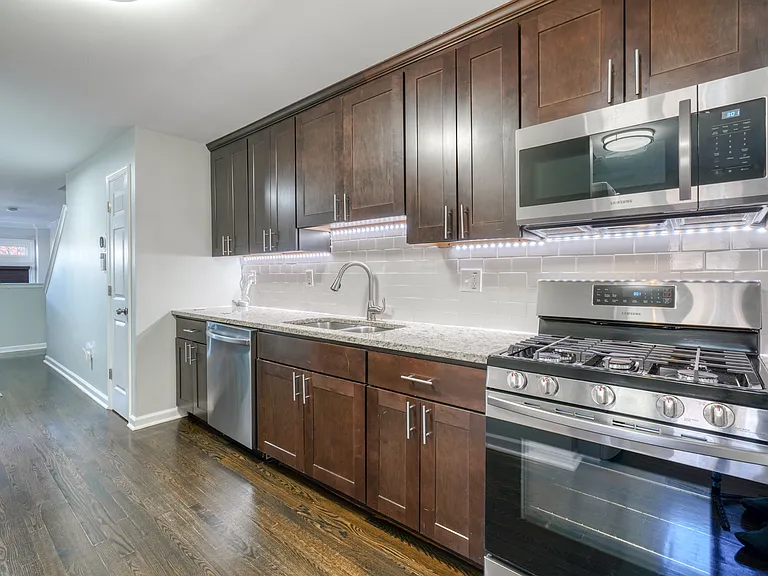 36 N Ellwood Ave — Photo 8