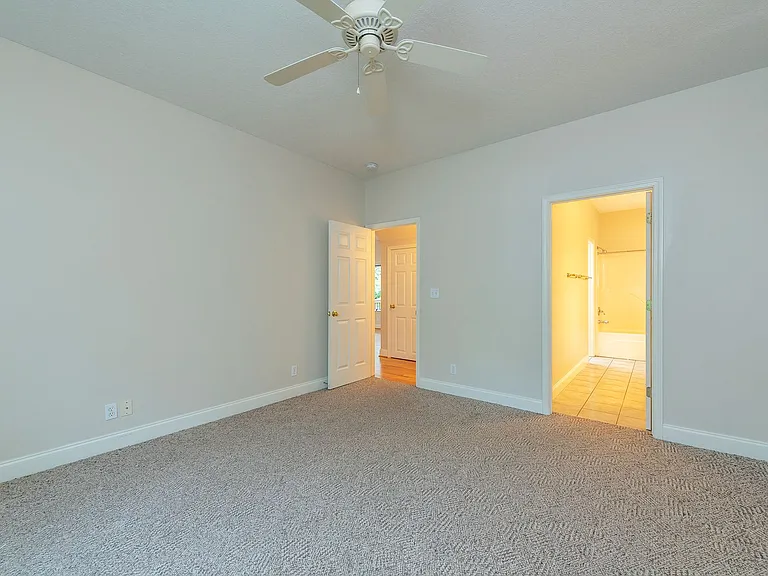 3 Teresa Way — Photo 27